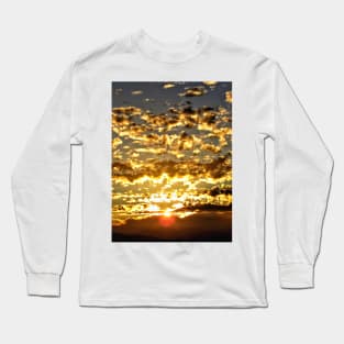 Popcorn clouds dotting the sky Long Sleeve T-Shirt